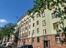 WG-Klassiker: 3-Zi.-Wohnung mit großer Küche und Loggia
